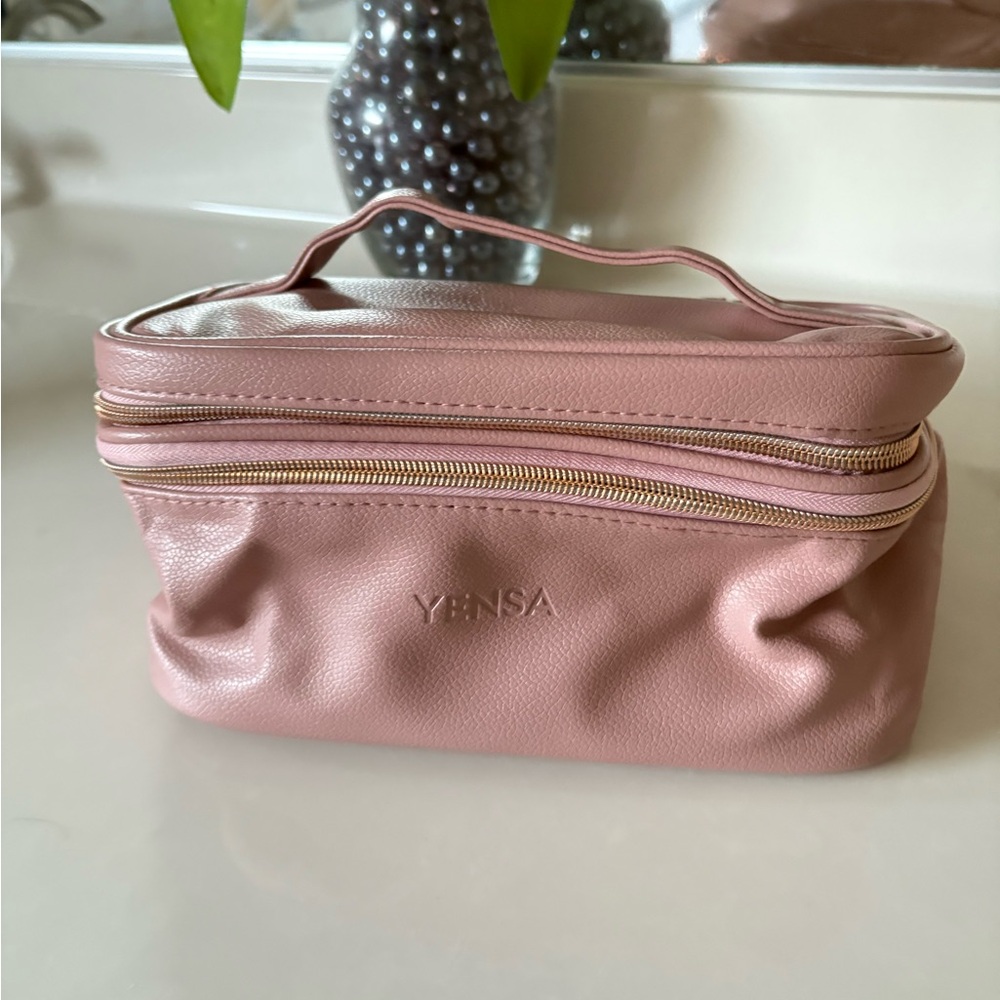 YENSA Pink Dual-Compartment Makeup Bag & Silicone Brush Cleaner Set | NWOT - Picture 3 of 9